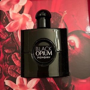 Yves Saint Laurent Black Opium Eau de Parfum